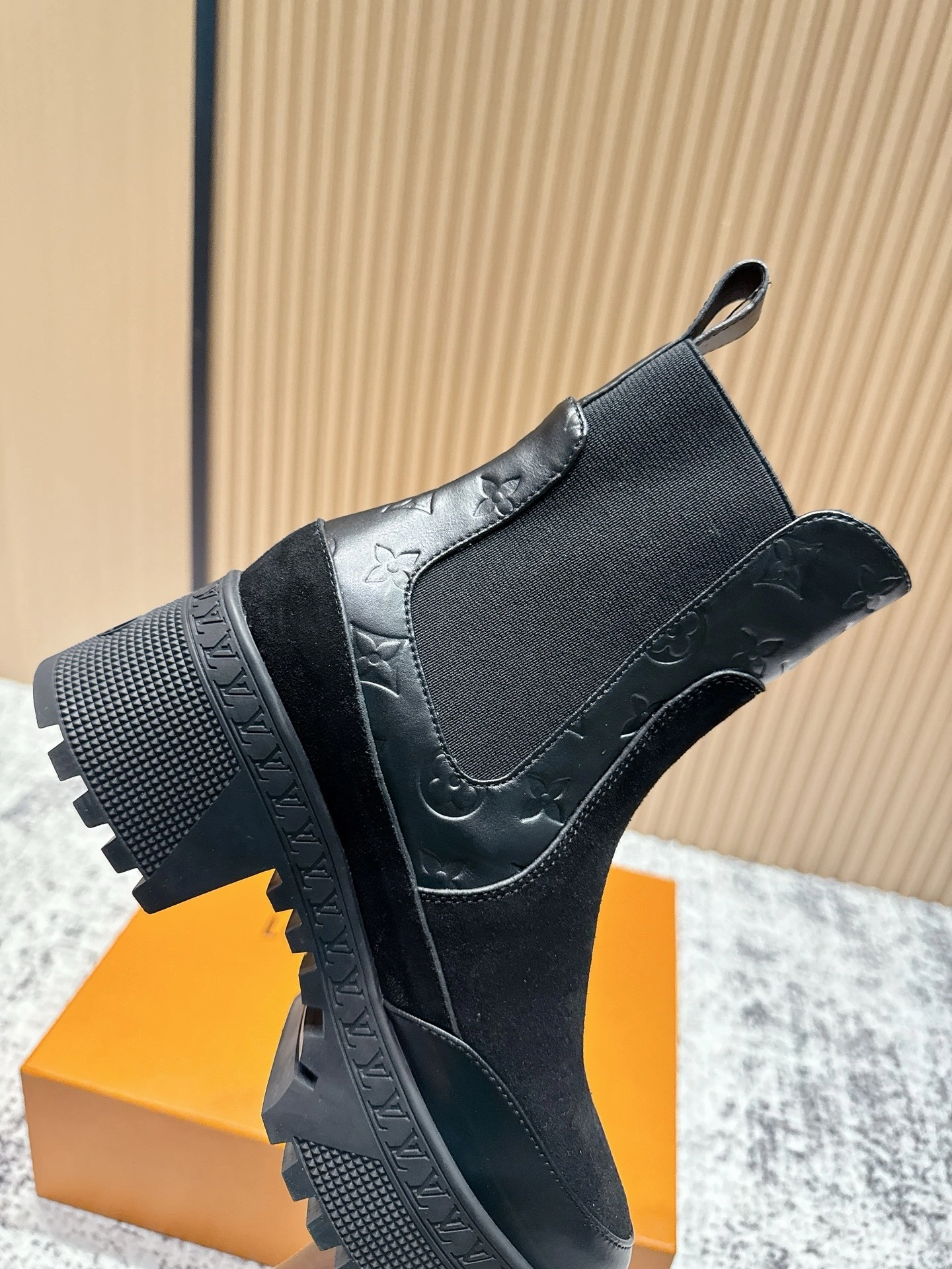 COCO-- 8V 1AC7W0 cowhide Heel height ：7cm Waterproof：3.5cm item:E-X362J2922